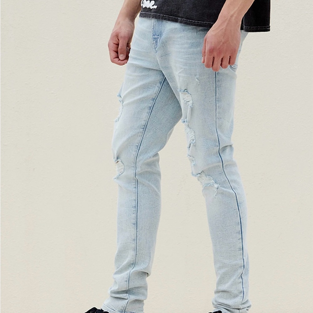 PACSUN NWT 30 x 31 distressed skinny comfort stretch jeans ( has pallet dirt)